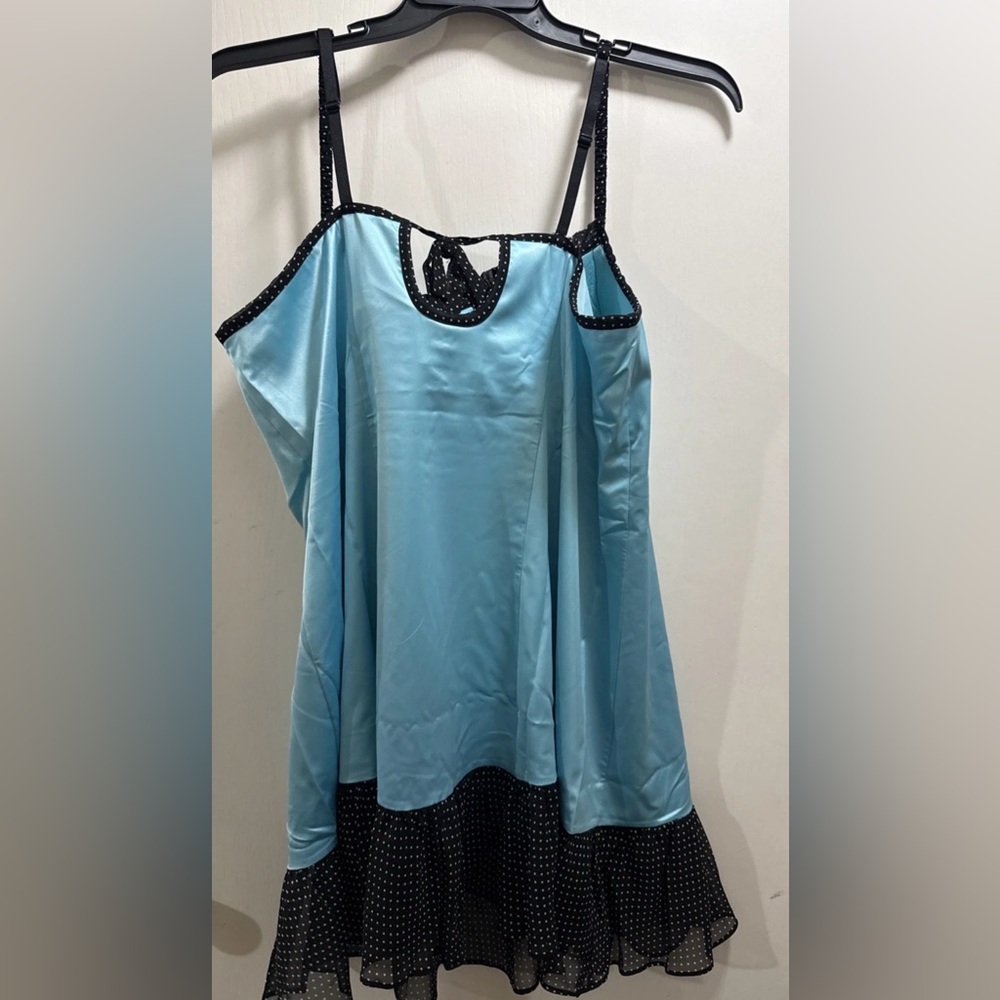 Cacique Blue New and Black Chemise polka dot22/24